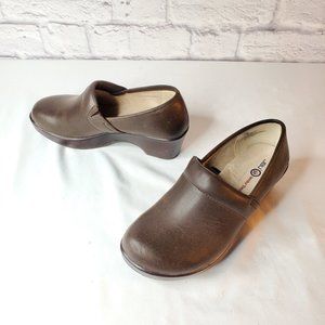 Jambu Designs, womens clogs, brown leather